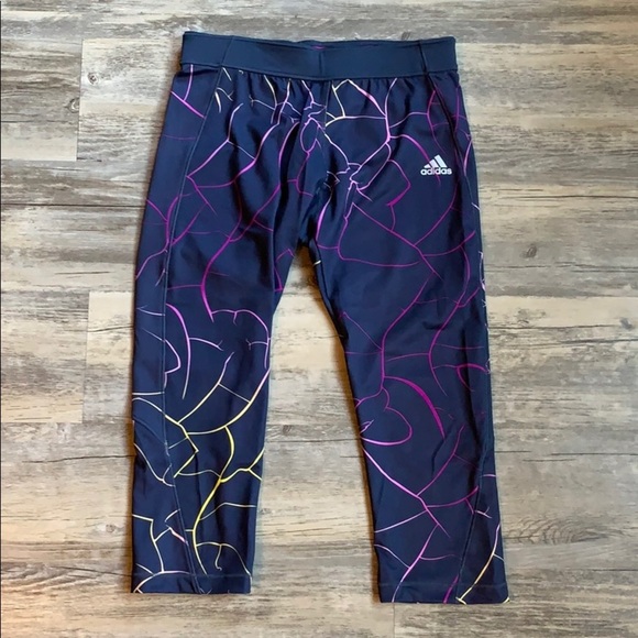 Women's Adidas Techfit Workout Cropped Leggings Medium - Picture 1 of 6